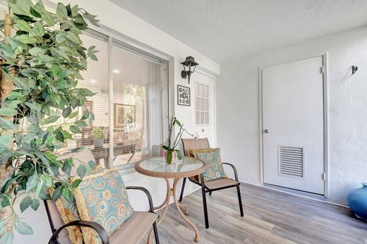 公寓楼  Greenacres City, Palm Beach County