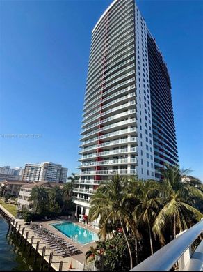 Жилой комплекс, Hallandale Beach, Broward County