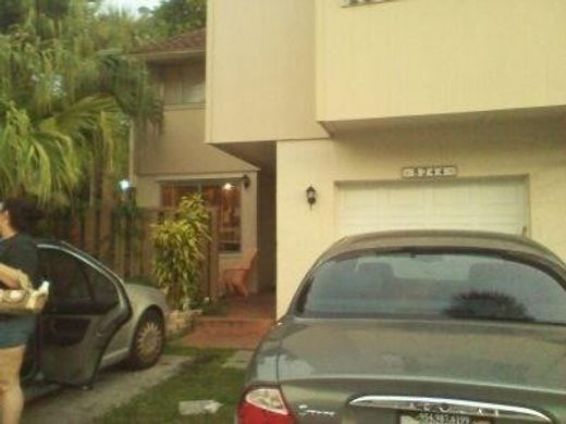 Townhouse in Plantation, Broward County