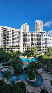 Residential complexes in Miami, Miami-Dade