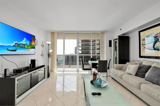 Complexes résidentiels à Hallandale Beach, Comté de Broward