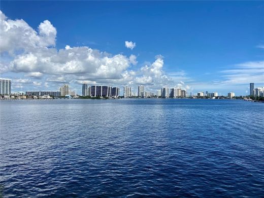 Appartementencomplex in Sunny Isles Beach, Miami-Dade County