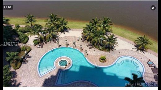 Residential complexes in Sunrise, Broward County