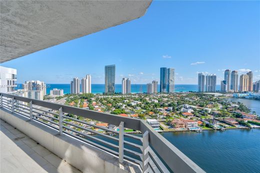 Жилой комплекс, Aventura, Miami-Dade County