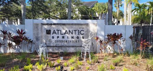 Residential complexes in Coral Springs, Broward County