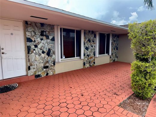 Вилла, Майами, Miami-Dade County