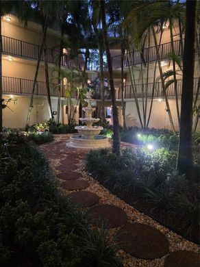 Жилой комплекс, Майами, Miami-Dade County