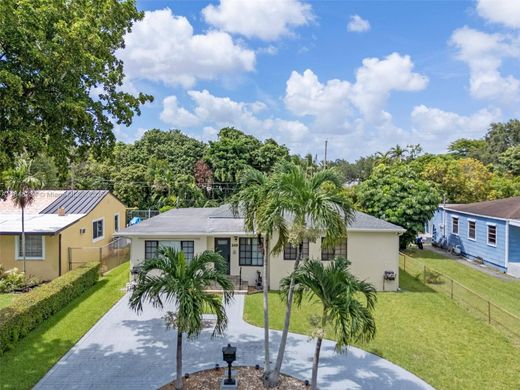 Villa in Miami Springs, Miami-Dade