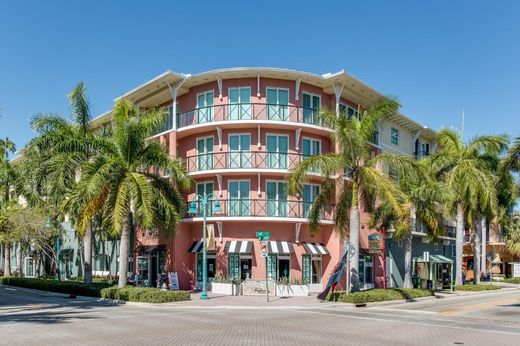 Residential complexes in Delray Beach, Palm Beach