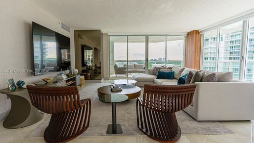 Residential complexes in Sunny Isles Beach, Miami-Dade