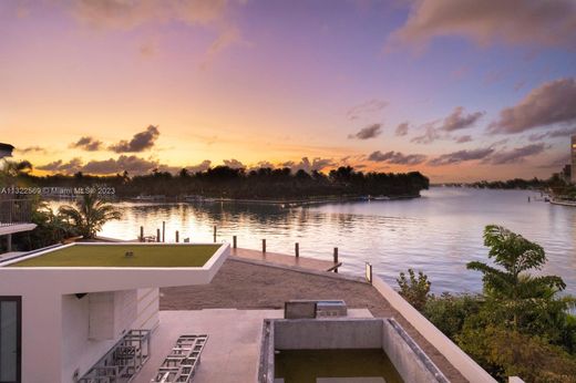 ﻓﻴﻼ ﻓﻲ Surfside, Miami-Dade County