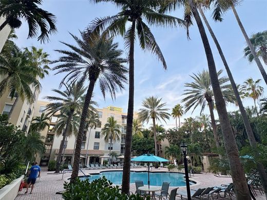 Residential complexes in West Palm Beach, Palm Beach