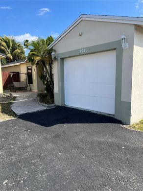 Villa in Hialeah, Miami-Dade