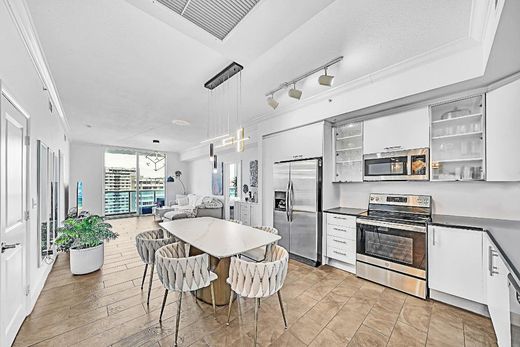 公寓楼  Hallandale Beach, Broward County