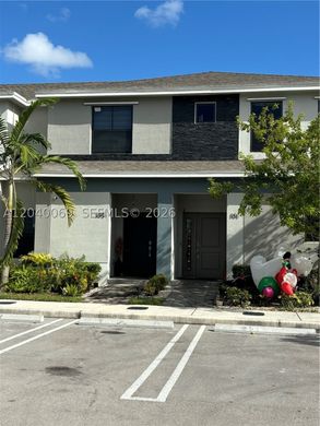 Townhouse - Florida City, Miami-Dade County