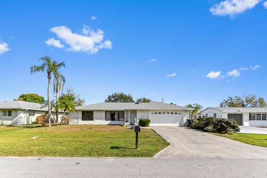 Villa in Port Saint Lucie, Saint Lucie County