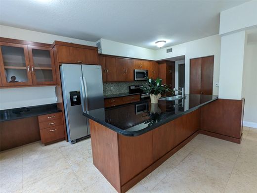 Townhouse in Coral Springs, Broward County