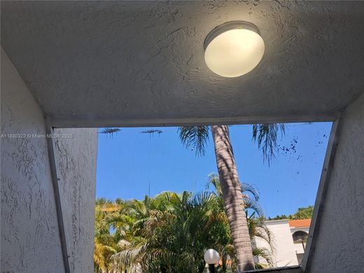 Residential complexes in Aventura, Miami-Dade