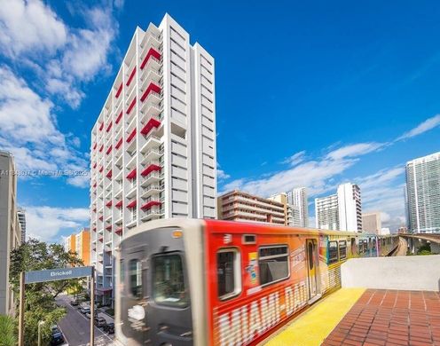 مجمع شقق ﻓﻲ ميامي، فلوريدا, Miami-Dade County