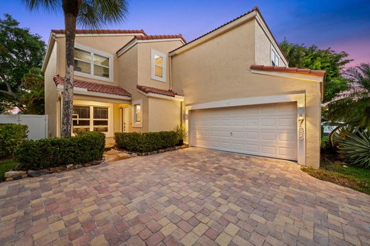 Villa - Parkland, Broward County