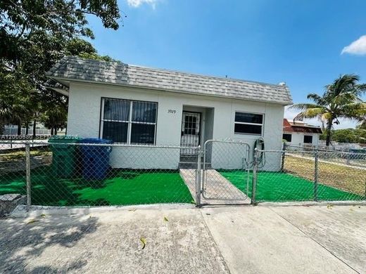 Villa in Miami Gardens, Miami-Dade