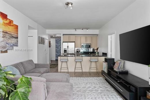 Residential complexes in Miami, Miami-Dade