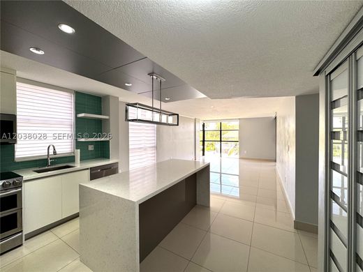 Residential complexes in Hialeah, Miami-Dade