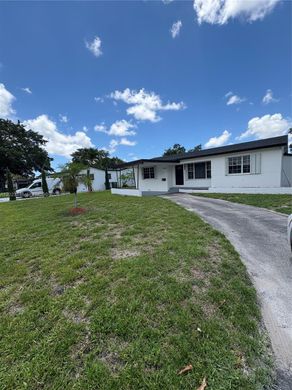 Вилла, Pembroke Pines, Broward County