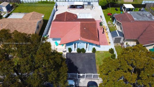 Villa à Opa-locka, Comté de Miami-Dade