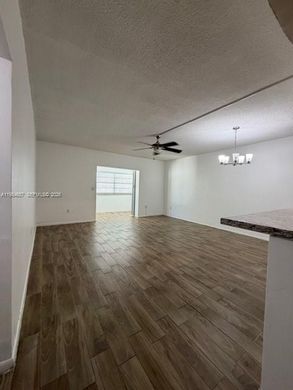 Residential complexes in Miami, Miami-Dade