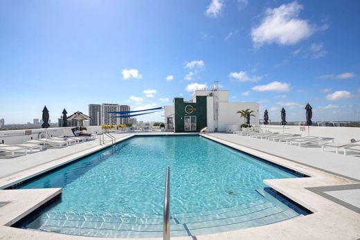 Residential complexes in Hollywood, Broward County