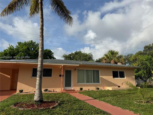 Willa w North Miami Beach, Miami-Dade County