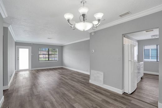Villa in Sunrise, Broward County