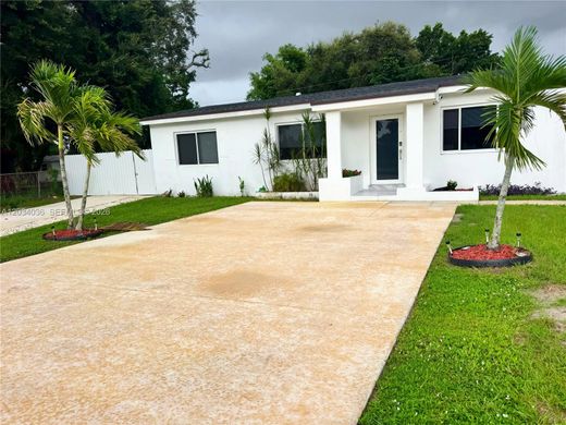 Villa en Miami Gardens, Miami-Dade County