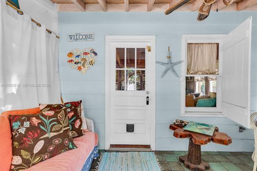 Villa in Tavernier, Monroe County