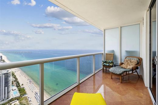 Complesso residenziale a Hallandale Beach, Broward County