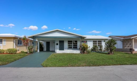 Villa in Tamarac, Broward County