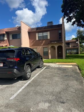 Casa di città a Estates of Fort Lauderdale  (historical), Broward County