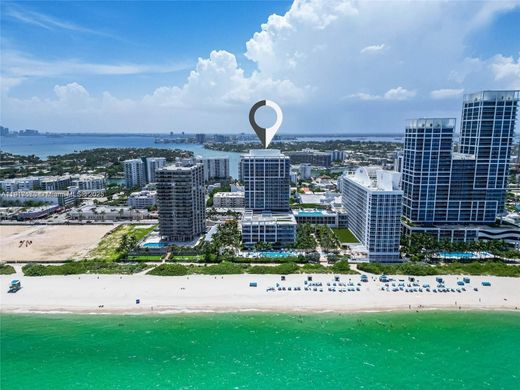 Residential complexes in Miami Beach, Miami-Dade