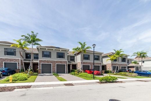 Αστικό ακίνητο σε Deerfield Beach, Broward County