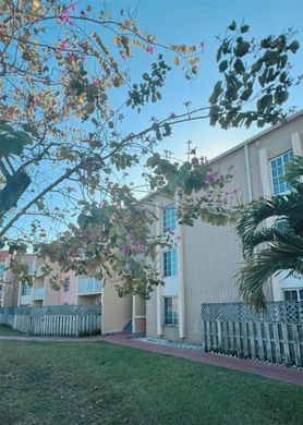 Жилой комплекс, Doral, Miami-Dade County