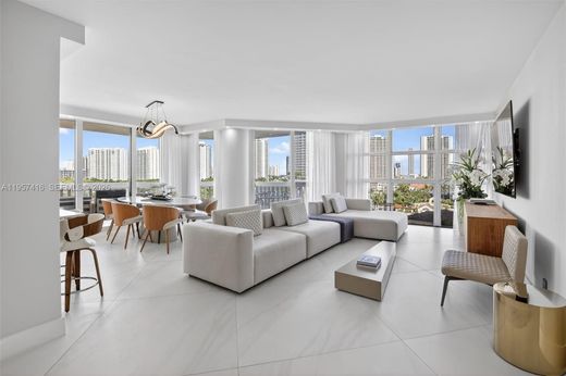 Residential complexes in Aventura, Miami-Dade