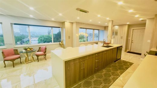 公寓楼  Hallandale Beach, Broward County