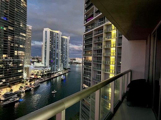 Complesso residenziale a Miami, Miami-Dade County