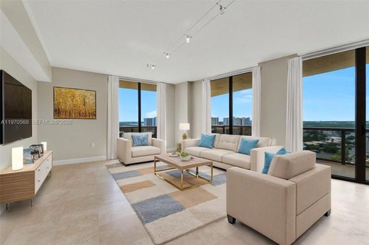 Жилой комплекс, Sunny Isles Beach, Miami-Dade County