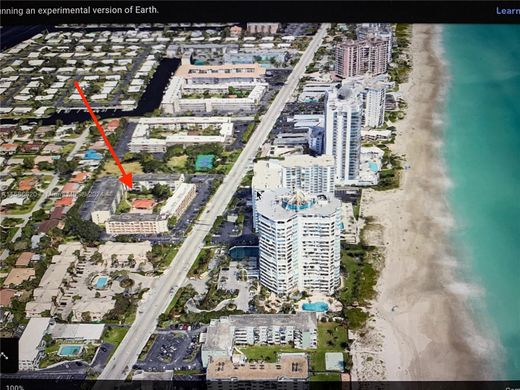 Residential complexes in Lauderdale by the sea, Broward County