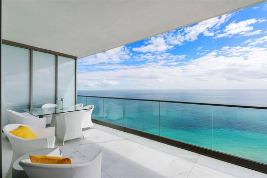 Residential complexes in Sunny Isles Beach, Miami-Dade