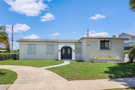 Villa in Miami, Miami-Dade County