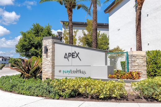 Complesso residenziale a Doral, Miami-Dade County