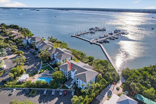 Residential complexes in Stuart, Martin County